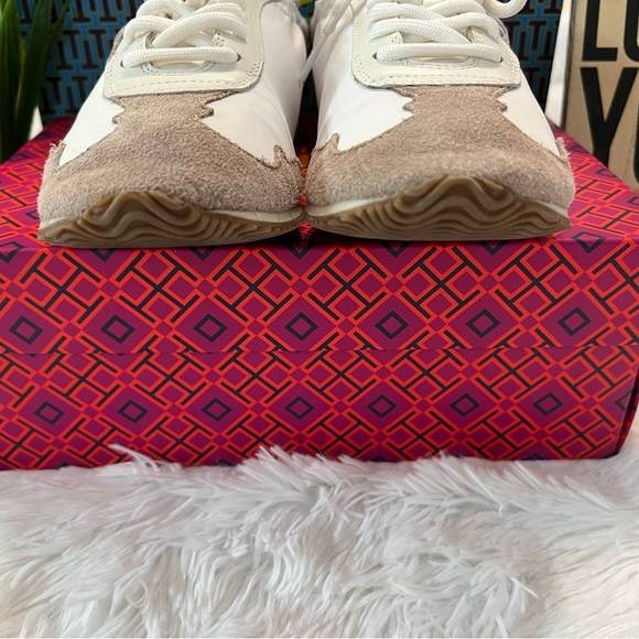 🎉HPx2🎉 Tory Burch Vintage Double T Trainer Sneakers - Picture 11 of 13